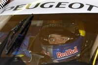 Sébastien Loeb au volant de la Peugeot 908 HDI FAP