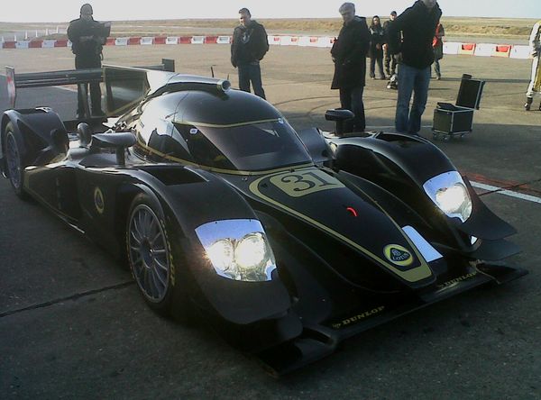 Lola Lotus LMP2 premiers tests