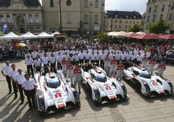 Audi R18 Etron Quattro au Pesage 2014