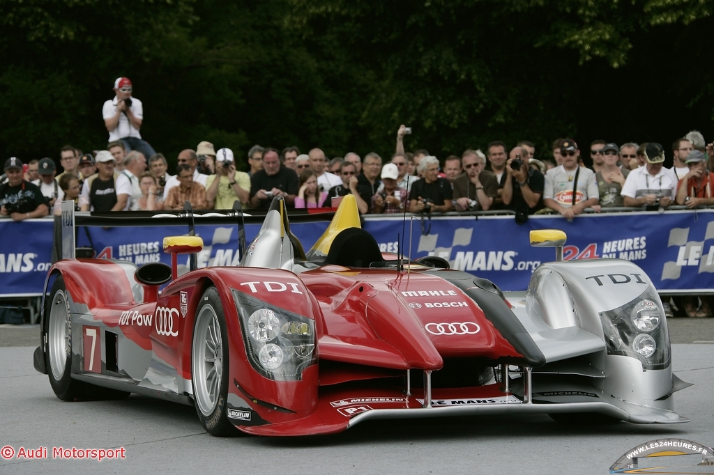 Audi R15 Plus profil