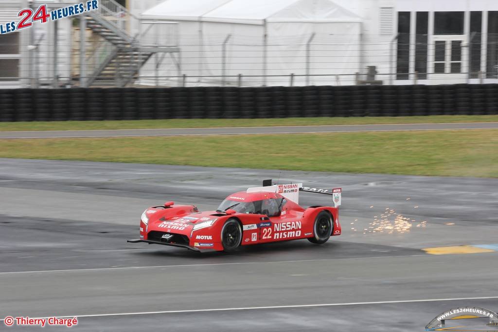 24h lemans 2015 Flying Nissan